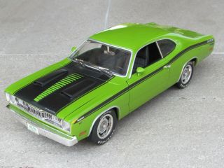 1:18 Diecast Plymouth Duster