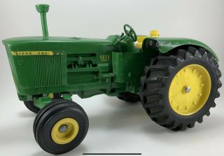 Ertl 1/16 John Deere 5020 Diesel Toy Tractor