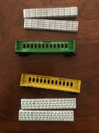 Two (2) Z Scale Bulkhead Flat Cars With Loads From Robert Ray Kits