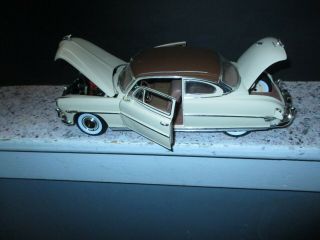 1/18 Highway 61/die Cast Promotions,  Hudson Hornet,  Many Features,  Look