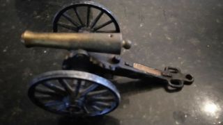 Vintage Cast Iron Toy Miniature Cannon - Fort Pulaski - 5.  5 "
