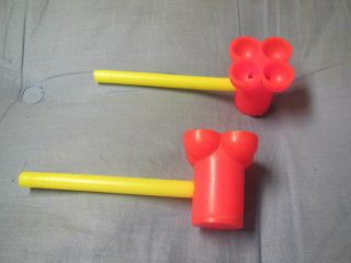 2 X Outdoor Red Bubble Blow Pipes - 4 Bowel Type