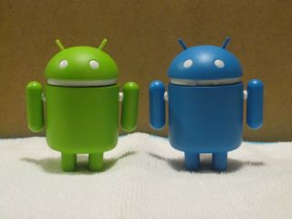 Android Mini Collectible Figure: Green And Bluebot By Google