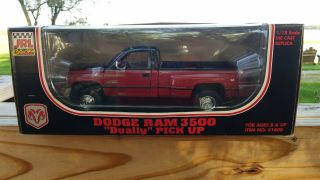 Jrl 1:18 Scale Dodge Ram 3500 Dually Pickup Truck 2 Tone Black/red Hard To Find