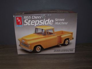 Vintage Amt 6004 1955 Chevy Stepside Truck Street Machine Open Box,  Complete