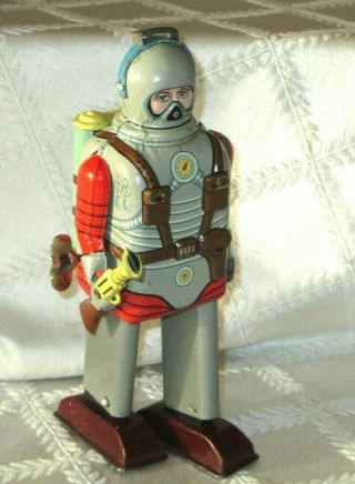 Vintage Space Commando Robot - Wind - Up - Tin Toy - Tn - Nomua - Japan - 7.  5 " -
