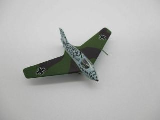F - Toys 1/144 Luftwaffe Interceptor Messerschmitt Me 163 Komet