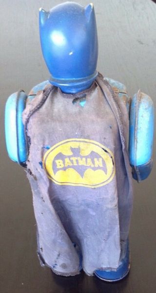 NOMURA BATMAN ROBOT TIN BATTERY OPERATED.  1960 ' s 4