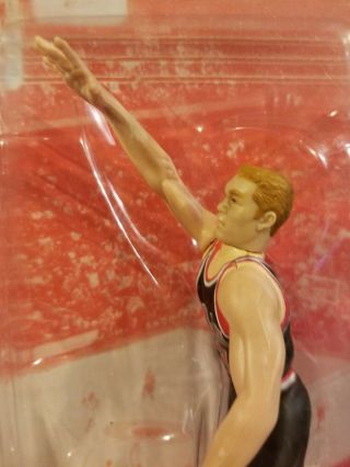 Luc Longley Extended Series Starting Lineup SLU Chicago Bulls 1997 Action Figure 3