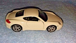 Porsche Cayman S Die - Cast Metal Model Car By Burago - Scale 1:32; White