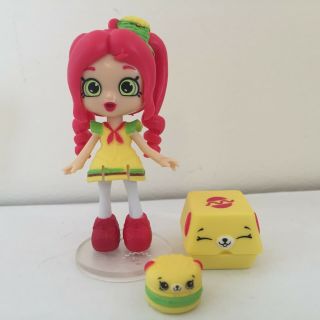 Shopkins Happy Places Lil Shoppie Doll Chelsea Cheesburger With Exclusives