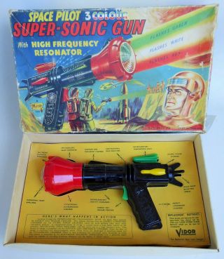 Space Pilot Sonic Space Gun Green Black Red Color Flash Light Toy By Merit