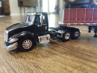 Die - Cast Promotions 1:64 Scale Tractor - Trailer Series Ii With Load Of Bricks
