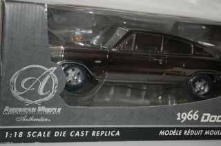 American Muscle Authentics 1966 Dodge Charger Chrome W/box Pn 33933 1/18 Jn