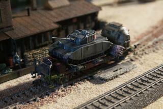 FLEISCHMANN,  WWII MILITARY WAGON WITH ONE PANZER AS LOAD,  SCALE HO 2