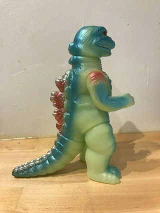 Toygraph Godzilla.  sofubi kaiju zollmen marmit m1go bemon bullmark secret base 4