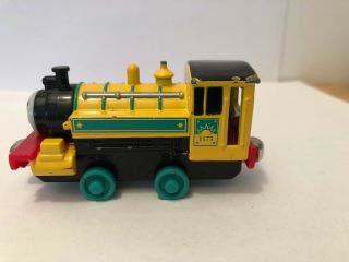 Take - along N Play Thomas the Tank Engine & Friends Train Yellow Victor Die - cast 4