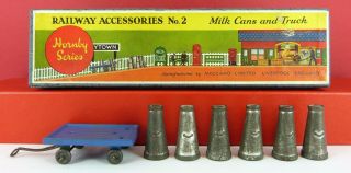 Hornby Series O Gauge Railway Accessories No 2 Milk Cans & Truck (boxed
