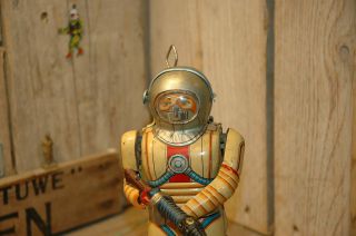 Nomura TN - Earth Man Space Robot made in Japan 2