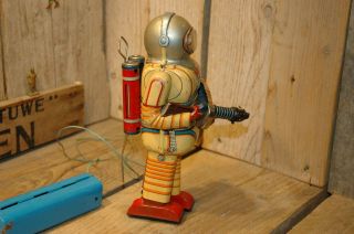 Nomura TN - Earth Man Space Robot made in Japan 4