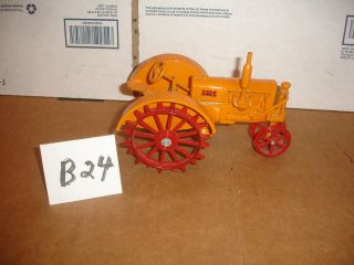 1/16 Minneapolis Moline J Toy Tractor
