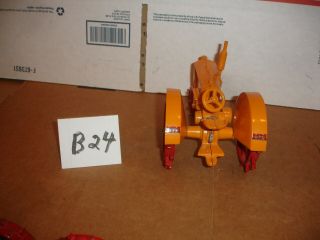 1/16 minneapolis moline j toy tractor 4