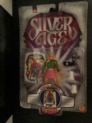 Marvel Comics Silver Age Spider - Man Gwen Stacy Action Figure & Trading Card