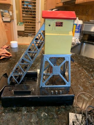 Lionel Post War Auto Coal Elevator With Controller 97