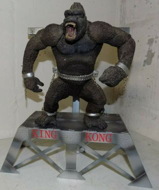 2000 Turner Mcfarlane Movie Maniacs Series 3 King Kong Poseable
