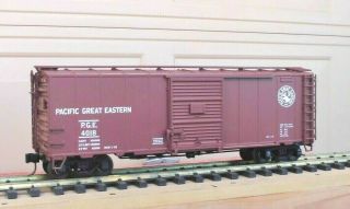 Aristo - Craft / Pacific Great Eastern Railway Box Car