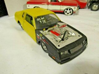 Junkyard Die Cast Maisto 1986 Chevrolet Monte Carlo Ss (yellow/black) 1/24 Scale