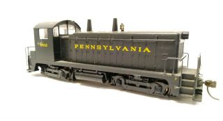 Kato Prr Ho Scale Diesel Switcher 5912 Train Engine 37 - 108 Pennsylvania