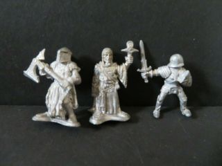 Ral Partha D&D Dungeons and Dragons Miniature 16 Metal Figures 1984 - 1986,  4 bases 2