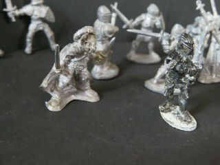 Ral Partha D&D Dungeons and Dragons Miniature 16 Metal Figures 1984 - 1986,  4 bases 3