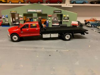 Custom 1/64 Dodge Ram Wrecker Tow Truck 3500 2500 4x4 Greenlight