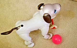 Sony AIBO ERS - 1000 Entertainment Robot Dog - Ivory White 9