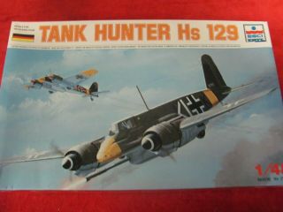 Tank Hunter = Hs 129 B1 - B2 - B3 ( (esci))  1/48 // 4002