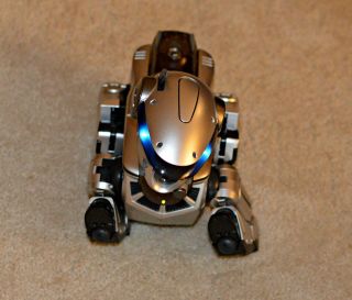 Sony Aibo ERS - 220A - CORE - Battery Robot Dog - LAN card - 2
