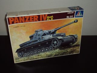 Vintage Italeri 1/35 Scale Panzer Iv Ausf.  F/1,  G: Wwii German Tank - Open Box
