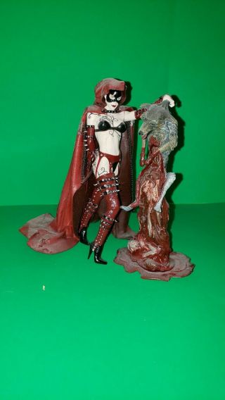 Mcfarlane Monsters Twisted Fairy Tales Red Riding Hood Action Figure 2005 Opened