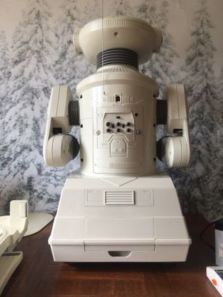 TOMY Omnibot 2000 Robot Vintage 1980’s Toy w/ Remote 2