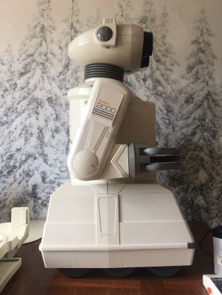 TOMY Omnibot 2000 Robot Vintage 1980’s Toy w/ Remote 3