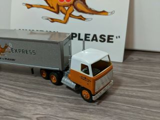 (268) WINROSS HIGH DETAIL 1/64 DIECAST CAMPBELL EXPRESS HUMPIN TO PLEASE SEMI 4