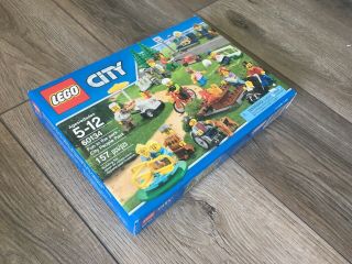 LEGO City Fun In The Park 60134 Building Set Town City People Pack Read 6