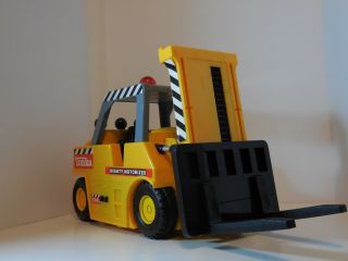 Tonka Mighty Motorized Fork Lift Hands On Control Fork lift 2000 3343 3