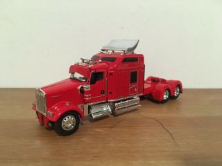 Dcp Kw Kenworth W900 Studio Sleeper Bright Red Wing Fenders Project 1:64 Scale