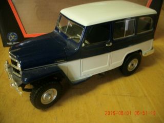1955 Willys Jeep Station Wagon 1/18 Scale By Lucky Die Cast Road Signature