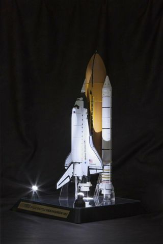 Bandai Otona No Chogokin Space Shuttle Endeavour 1/144 Figure F/S JAPAN 2