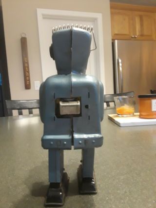1950s tin toy robot zoomer by nomura 2