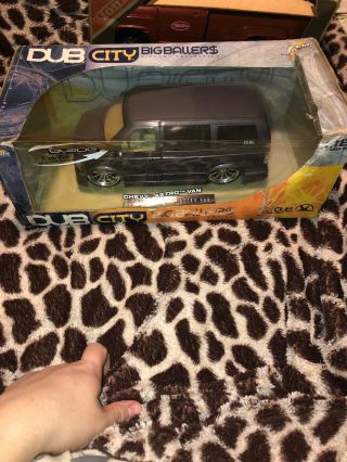Chevrolet Astro Van Gun Metal Htf Dub City Edition 24” Big Baller$ 1/18 Jada